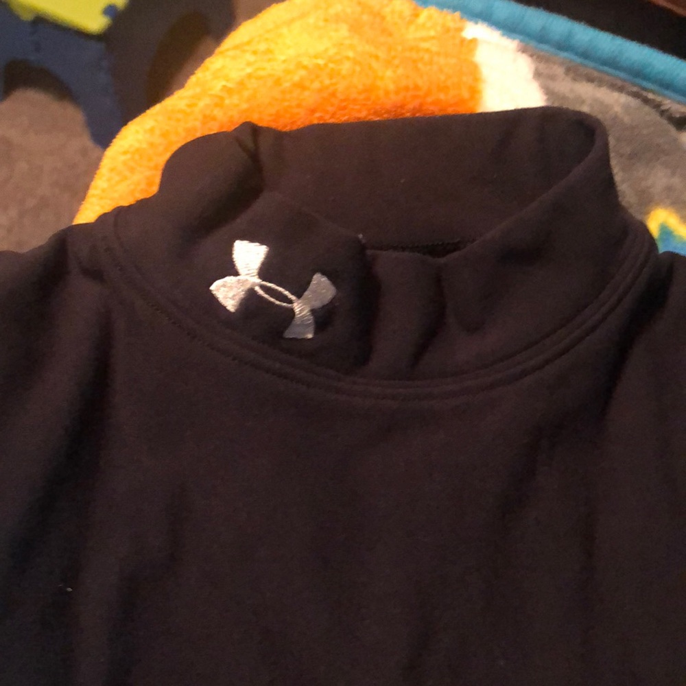 Kids UA cold gear shirt